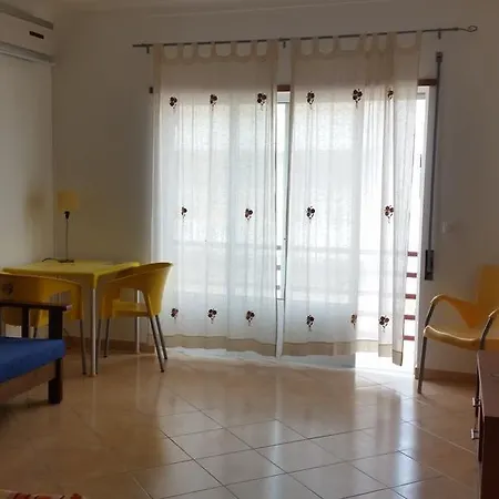 Altura Apartment *