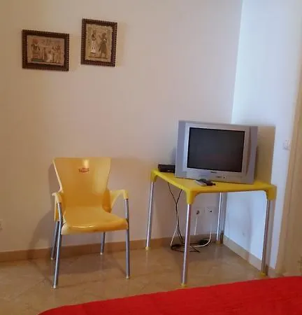 Altura Apartment