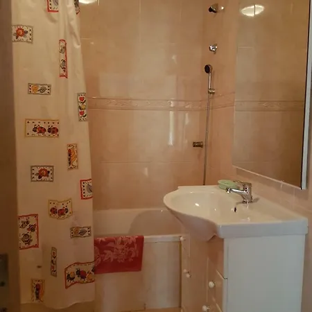 Altura Apartment * 알투라